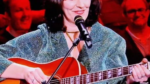 régine delfour biographie wikipédia